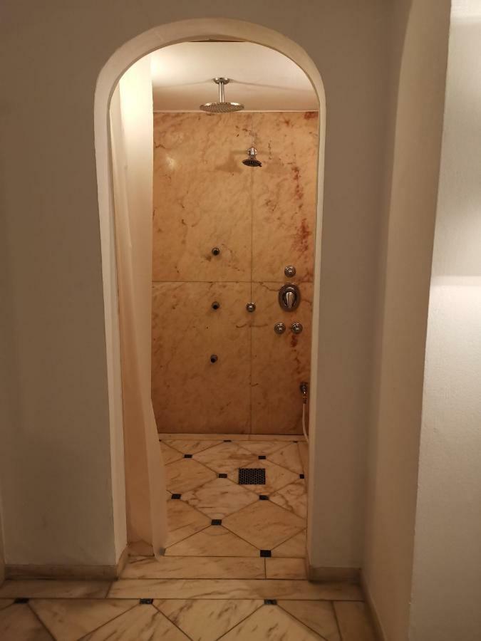 Wellness Appartement Düsseldorf Dış mekan fotoğraf