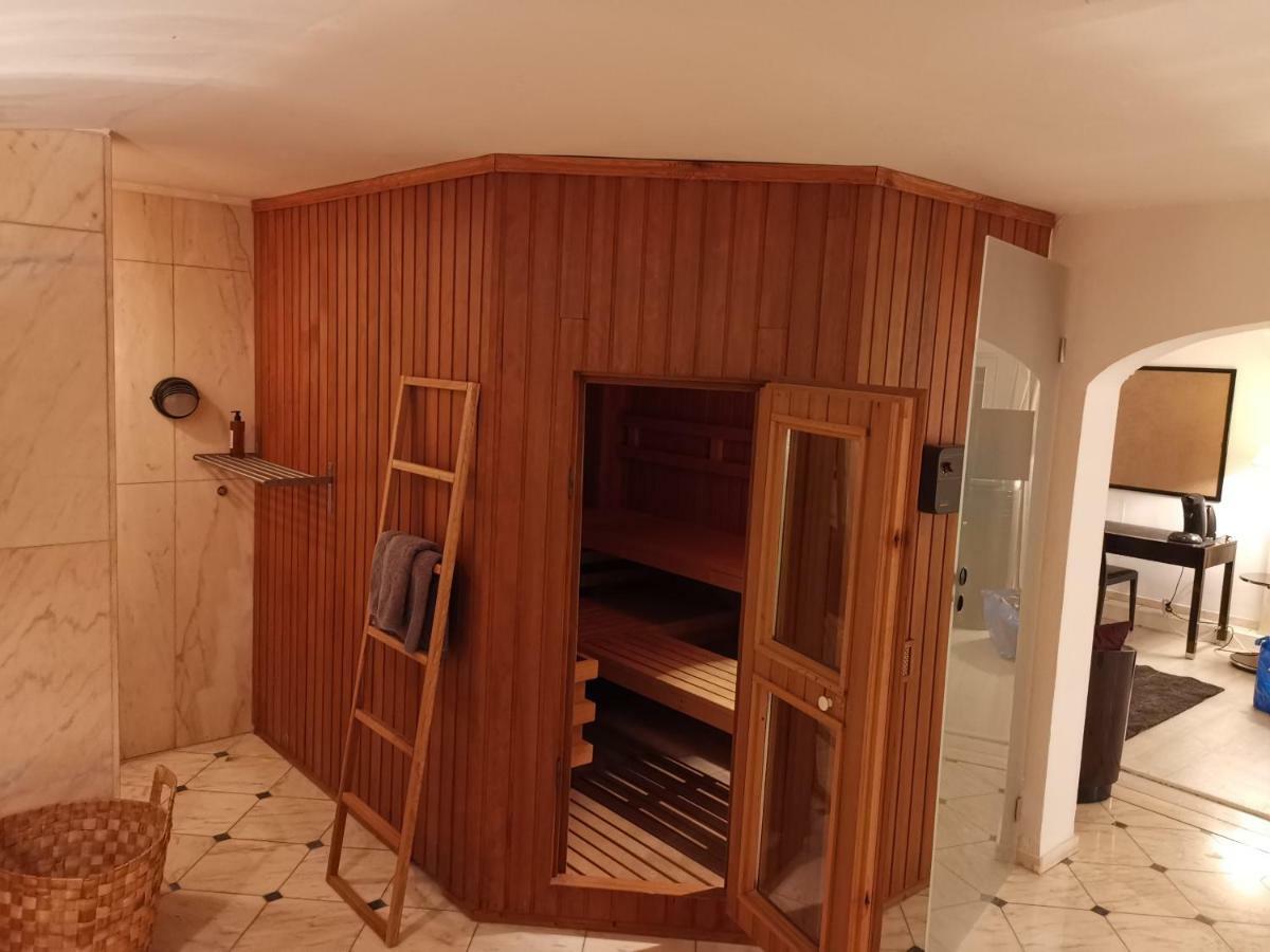 Wellness Appartement Düsseldorf Dış mekan fotoğraf